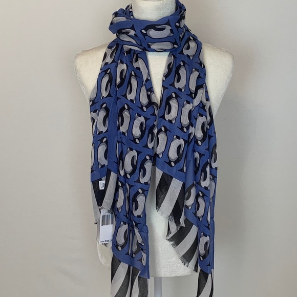 Vera Bradley Accessories - Vera Bradley Playful Penguin Blue Scarf Infinity